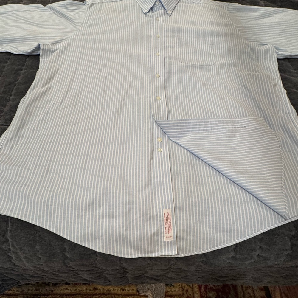 Brooks Brothers Men's Blue and White Striped Dress Shirt - Picture 9 of 9